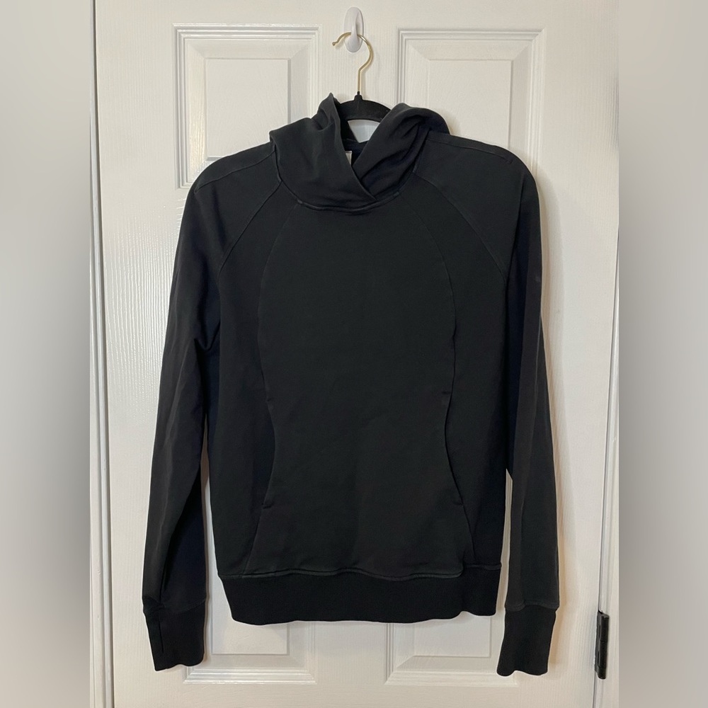 Lululemon Black hoodie with thumb holes Size: 6